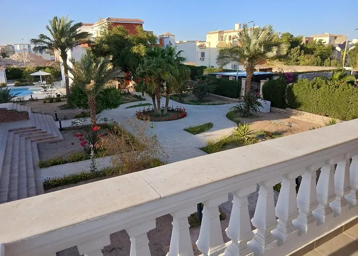 Yulla Villa